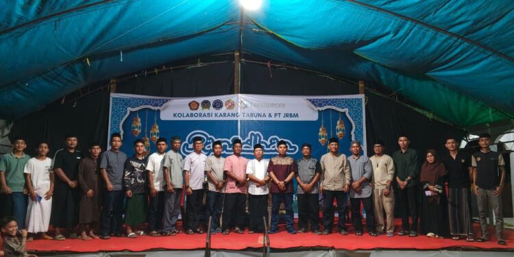 Semarak Ramadan di Tobayagan, Pemuda dan PT JRBM Bangun Ruang Kebersamaan Warga