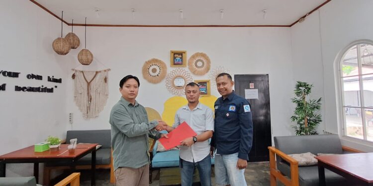 Satu Langkah Menuju Periode Kedua, Viko Karinda Daftar Ketua PWI Bolsel
